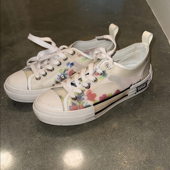Dior Floral Sneakers size 8 - Picture 1 of 6